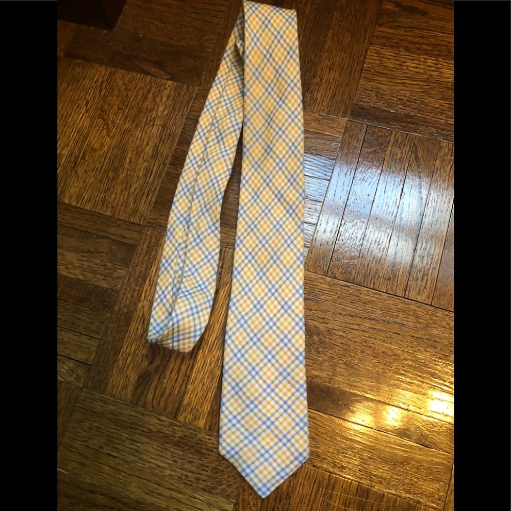 Men’s Custom Tom James Gingham Tie linen